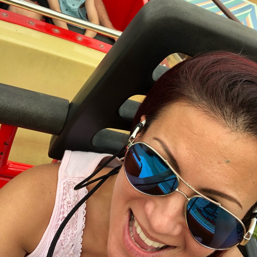 Meet your Posher, Monica